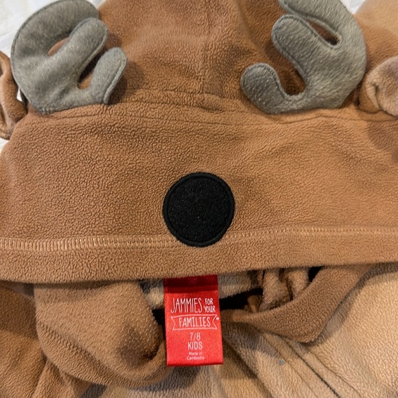 Reindeer footed pajamas - Picture 4 of 5